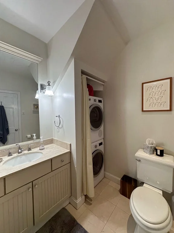 2 bed, 1 bath apartment for rent at 30 Anderson St Unit Unit #2, Beacon Hill — photo 8 of 9