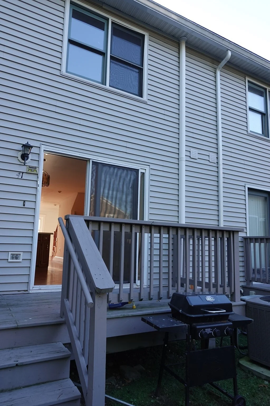 2 bed, 1 bath apartment for rent at 30 Angle St Unit 41, Lowell — photo 2 of 20