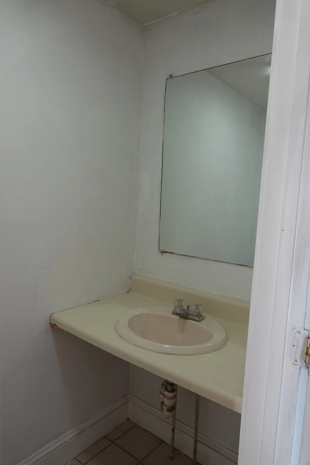 2 bed, 1 bath apartment for rent at 30 Angle St Unit 41, Lowell — photo 11 of 20