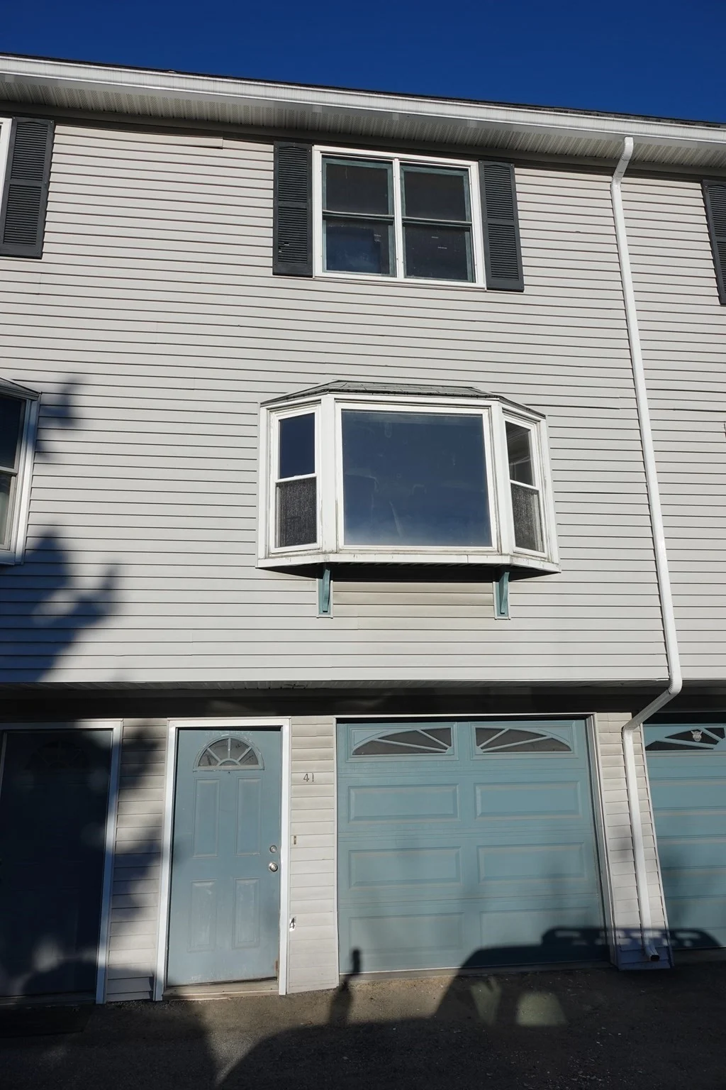 2 bed, 1 bath apartment for rent at 30 Angle St Unit 41, Lowell — photo 1 of 20
