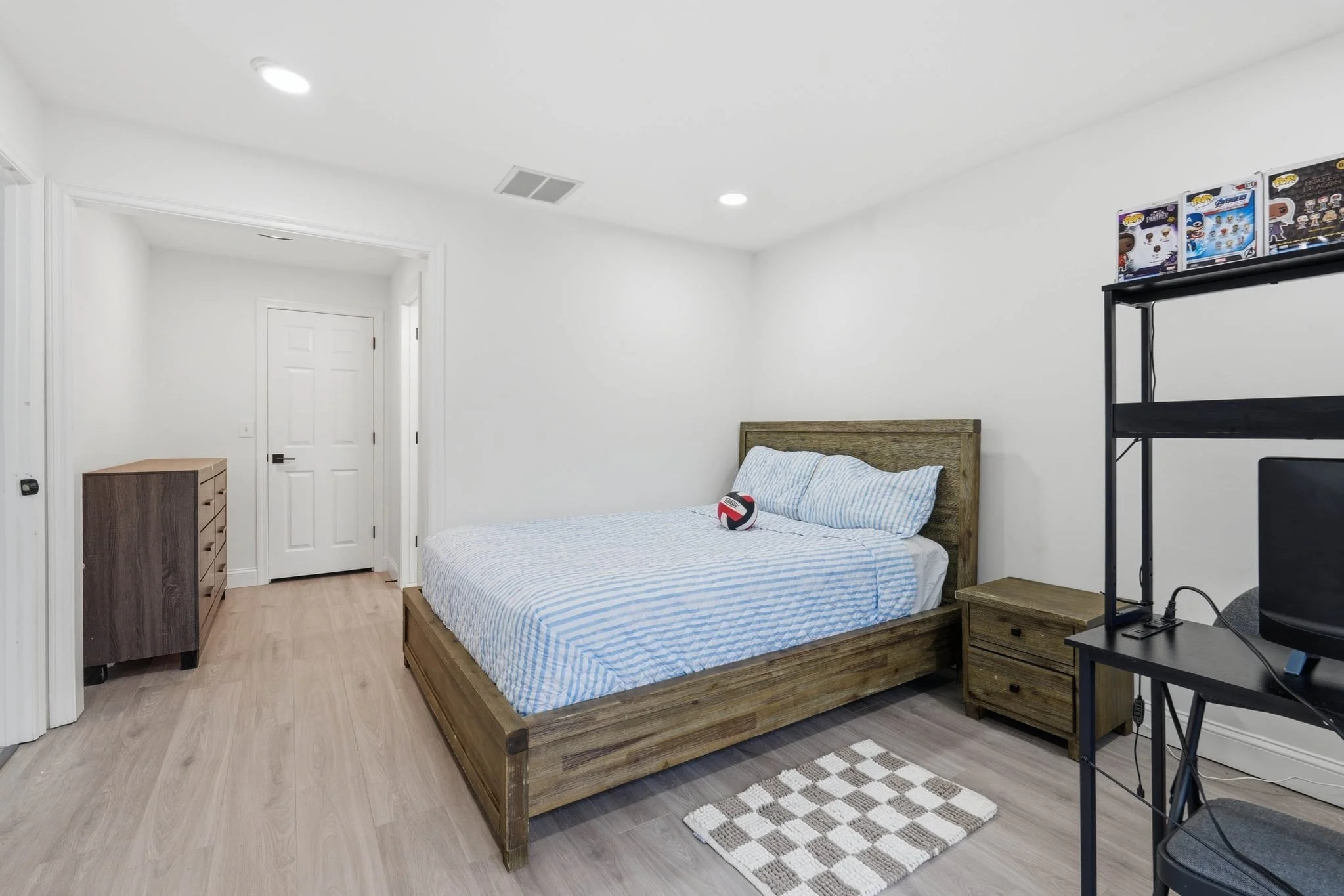 5 bed, 4+ bath apartment for rent at 30 Anne Rd, North Andover — photo 39 of 42