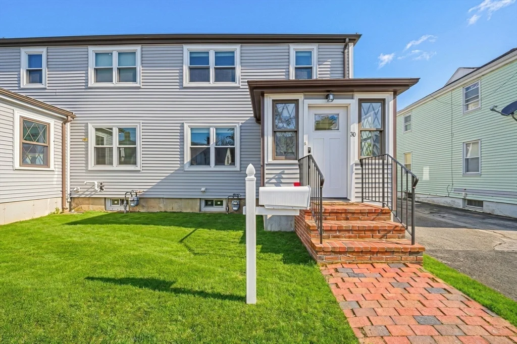 3 bed, 1 bath apartment for rent at 30 Arnold St Unit 2, Quincy — photo 15 of 17
