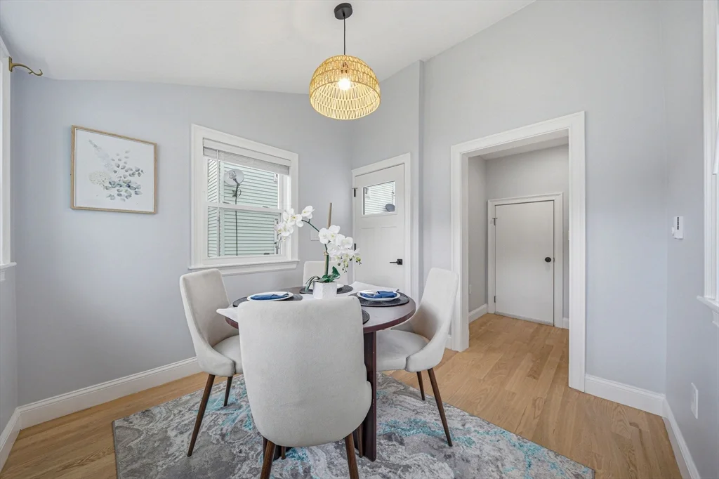 3 bed, 1 bath apartment for rent at 30 Arnold St Unit 30, Quincy — photo 11 of 19