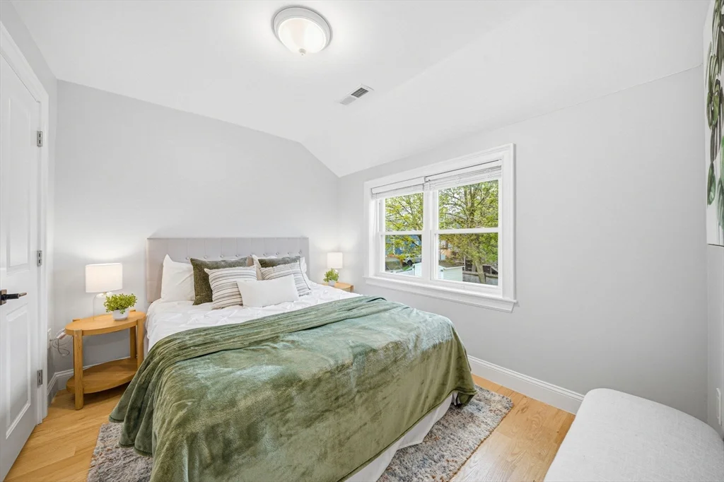 3 bed, 1 bath apartment for rent at 30 Arnold St Unit 30, Quincy — photo 14 of 19