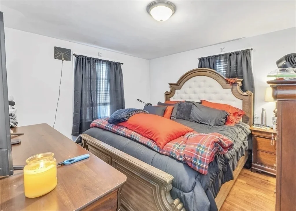 3 bed, 1 bath apartment for rent at 30 Bateman Unit 2, Roslindale — photo 6 of 9