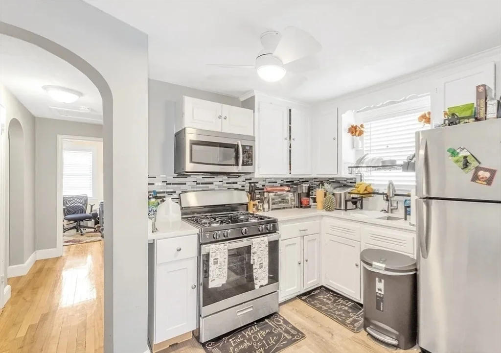 3 bed, 1 bath apartment for rent at 30 Bateman Unit 2, Roslindale — photo 3 of 9