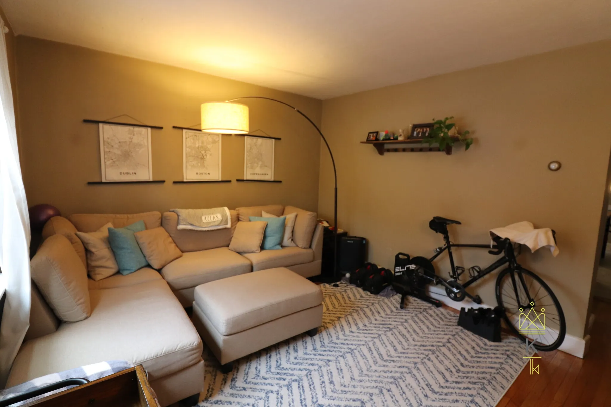 1 bed, 1 bath apartment for rent at 30 Beechcroft St Unit 1, Oak Square — photo 2 of 13
