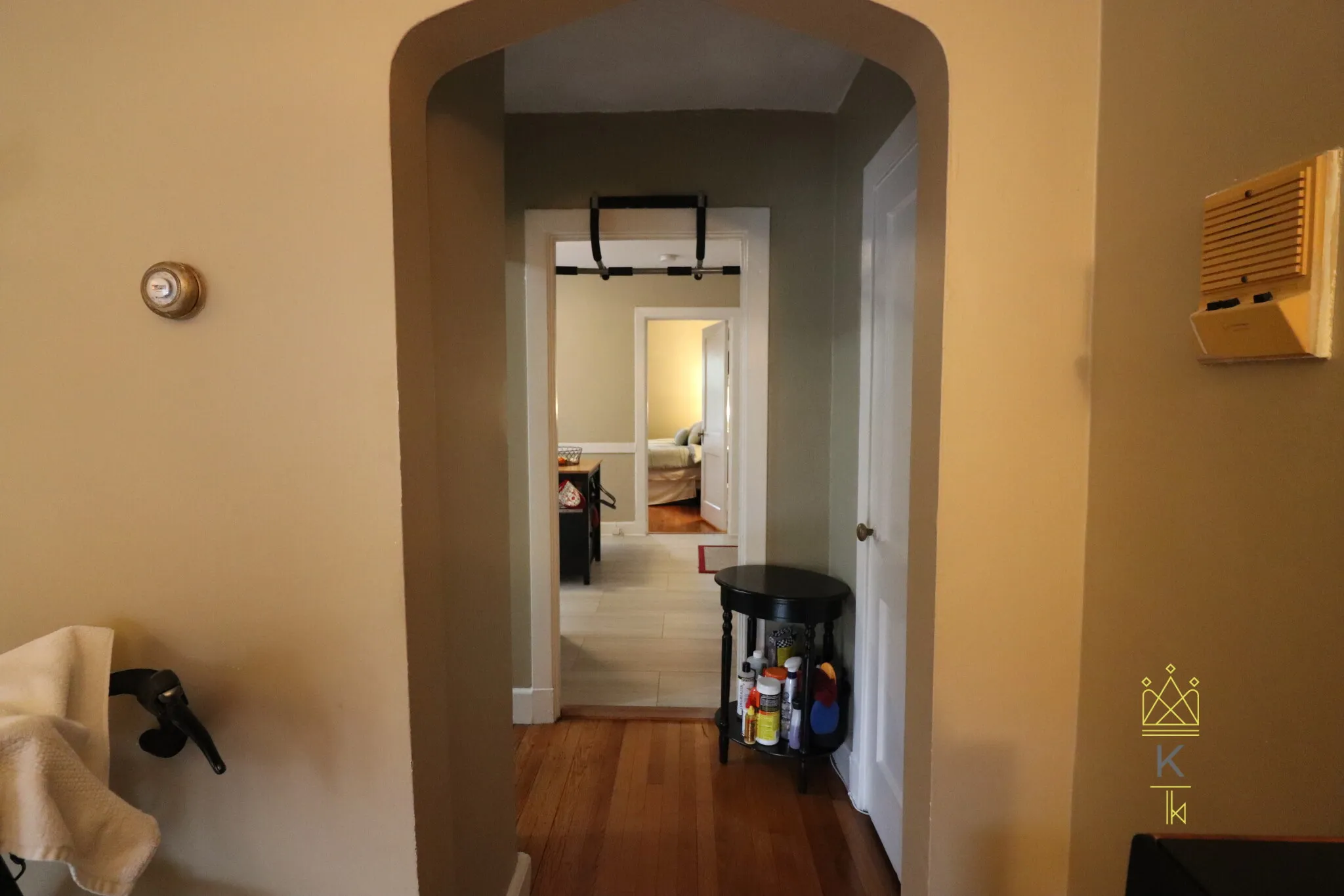 1 bed, 1 bath apartment for rent at 30 Beechcroft St Unit 1, Oak Square — photo 3 of 13
