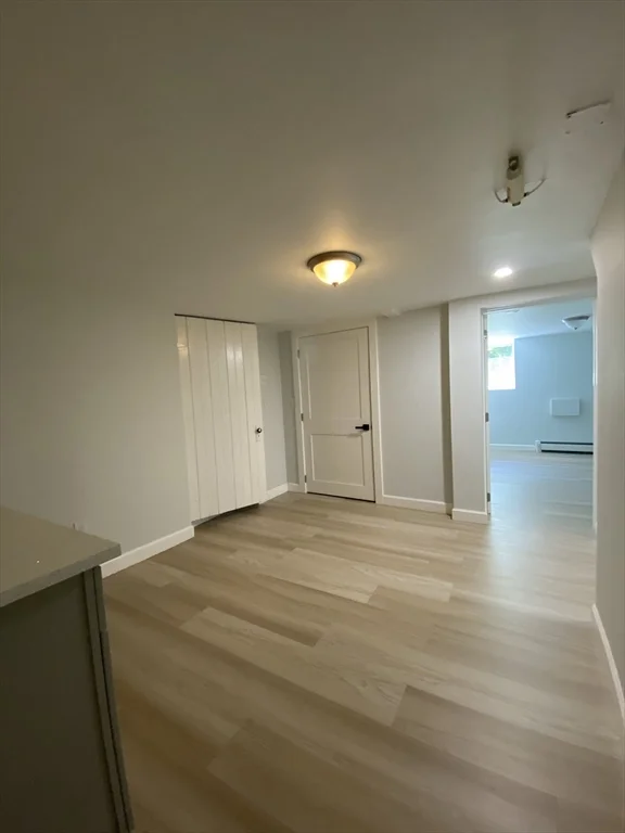4 bed, 2 bath apartment for rent at 30 Beechmont St, Worcester — photo 14 of 23