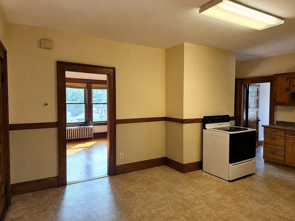 2 bed, 1 bath apartment for rent at 30 Bemis St Unit 3, Chicopee — photo 6 of 26