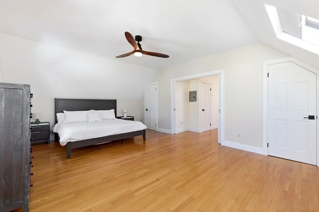 3 bed, 2 bath apartment for rent at 30 Boardman St Unit B, Salem — photo 30 of 34