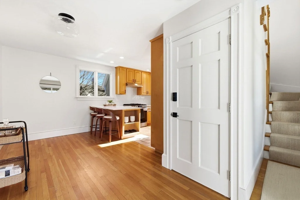 3 bed, 2 bath apartment for rent at 30 Boardman St Unit B, Salem — photo 14 of 34