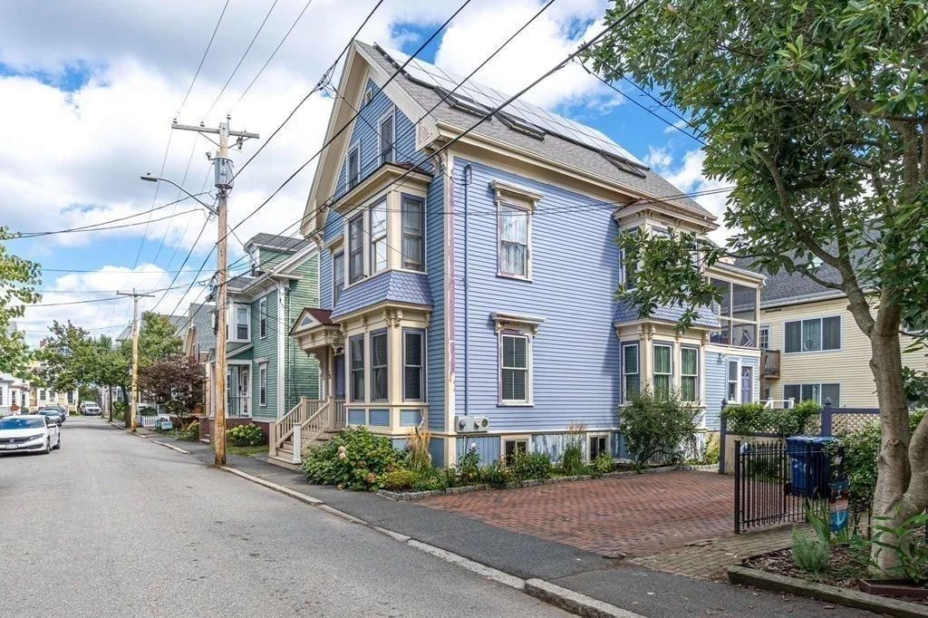 3 bed, 2 bath apartment for rent at 30 Boardman St Unit B, Salem — photo 1 of 34