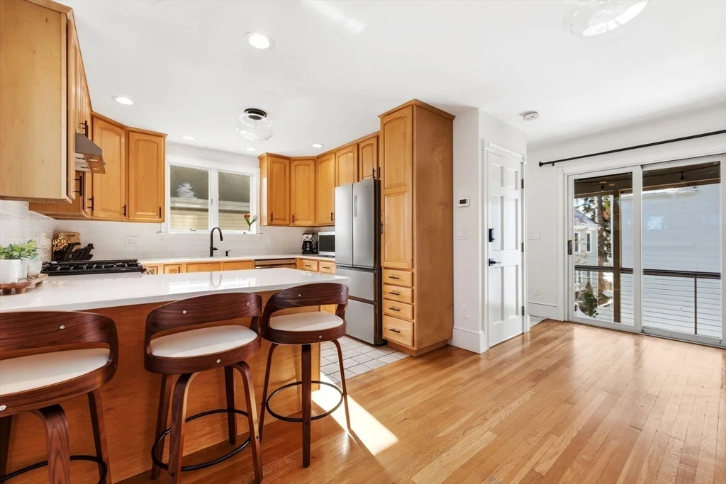 3 bed, 2 bath apartment for rent at 30 Boardman St Unit B, Salem — photo 19 of 34