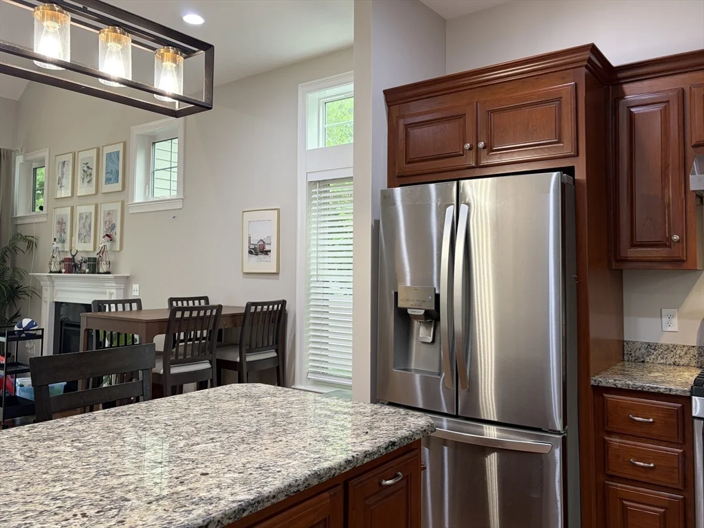 3 bed, 2 bath apartment for rent at 30 Boardwalk Dr Unit 30, Andover — photo 11 of 42