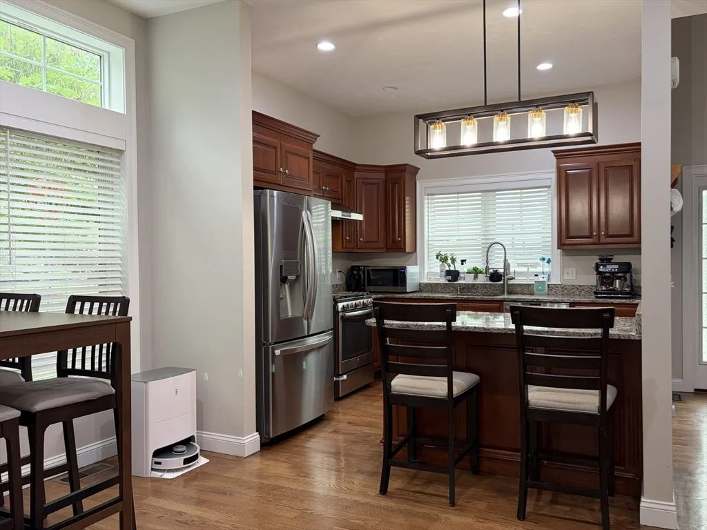 3 bed, 2 bath apartment for rent at 30 Boardwalk Dr Unit 30, Andover — photo 15 of 42