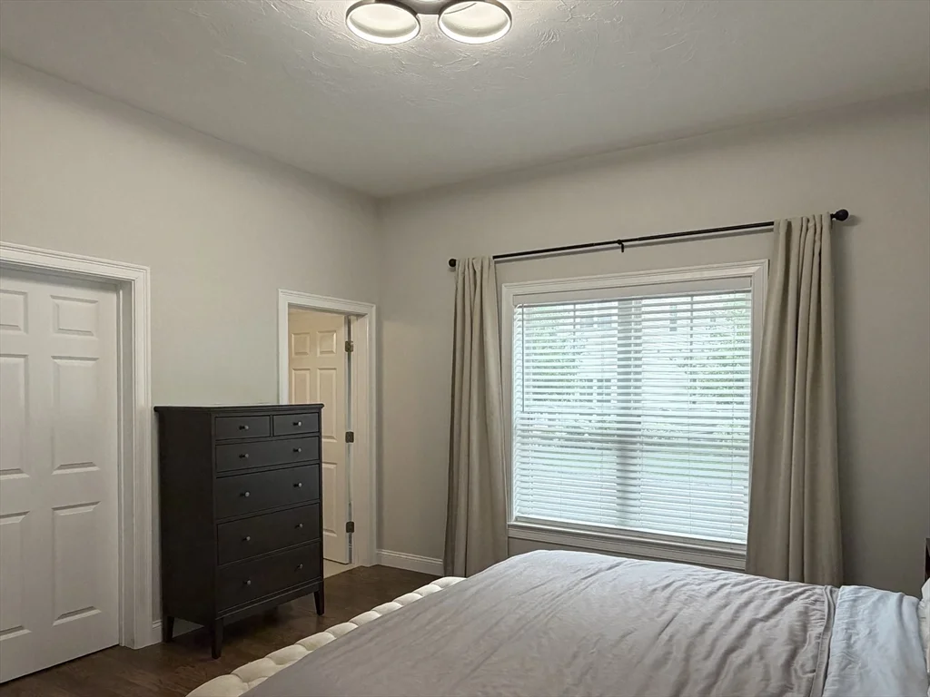 3 bed, 2 bath apartment for rent at 30 Boardwalk Dr Unit 30, Andover — photo 18 of 42