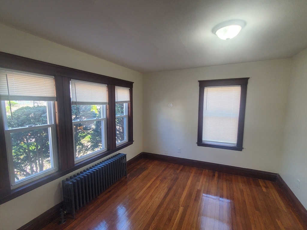 3 bed, 1 bath apartment for rent at 30 Boutwell St Unit 1, Dorchester — photo 6 of 16