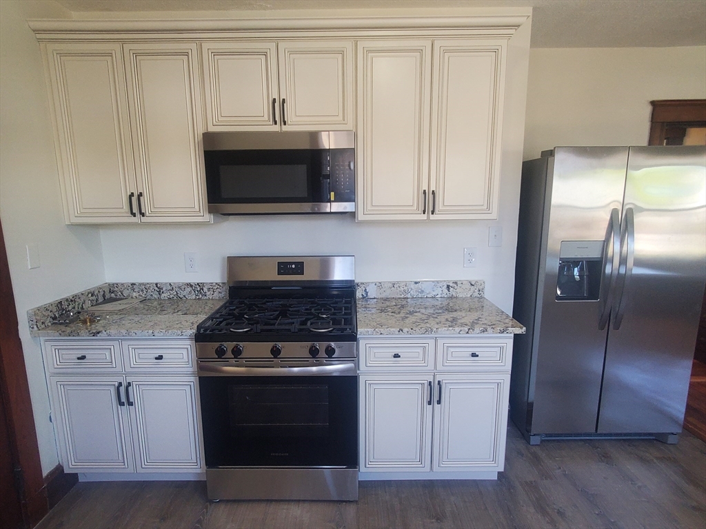3 bed, 1 bath apartment for rent at 30 Boutwell St Unit 1, Dorchester