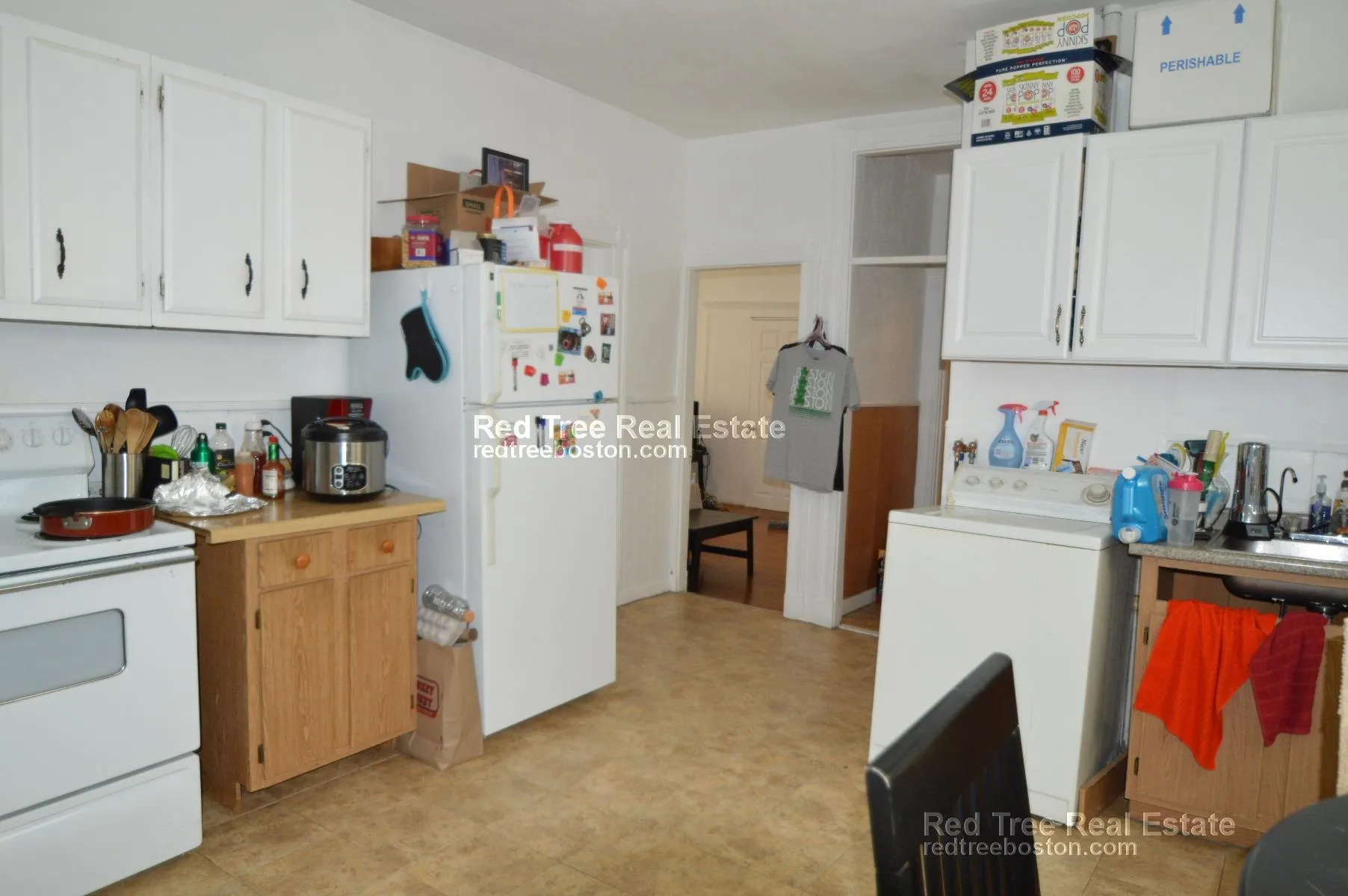 3 bed, 1 bath apartment for rent at 30 Brackett St Unit 1, Oak Square — photo 5 of 11