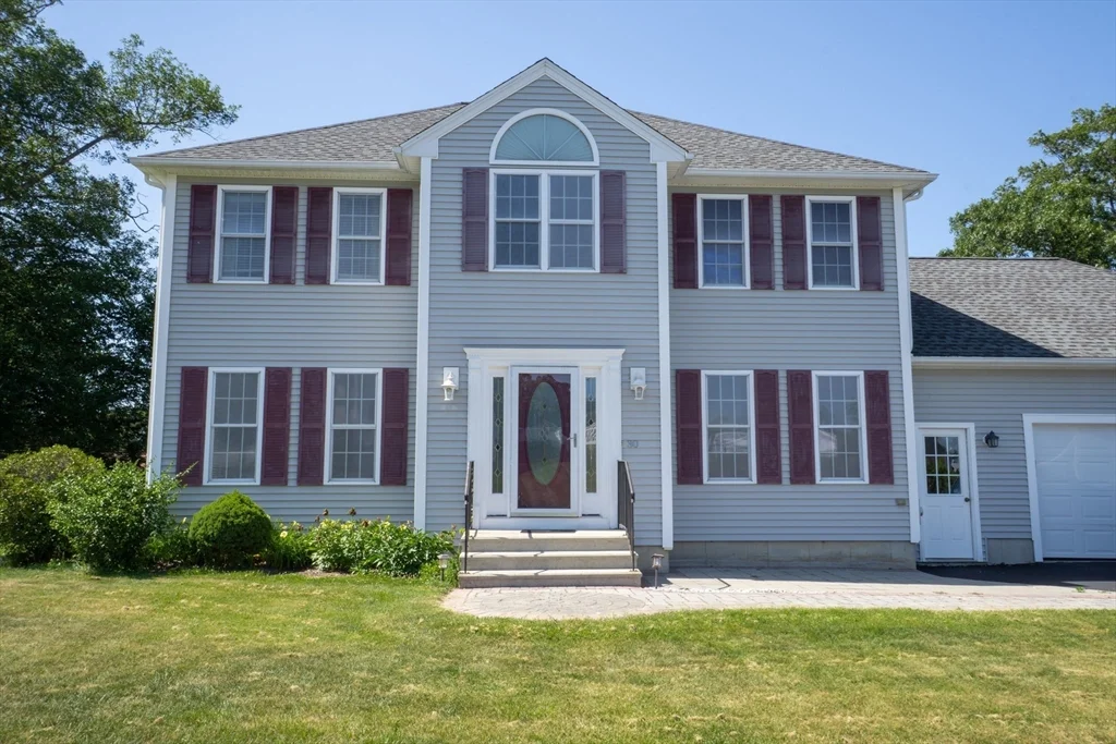 4 bed, 3 bath apartment for rent at 30 Briarcliff Dr, Auburn — photo 1 of 25