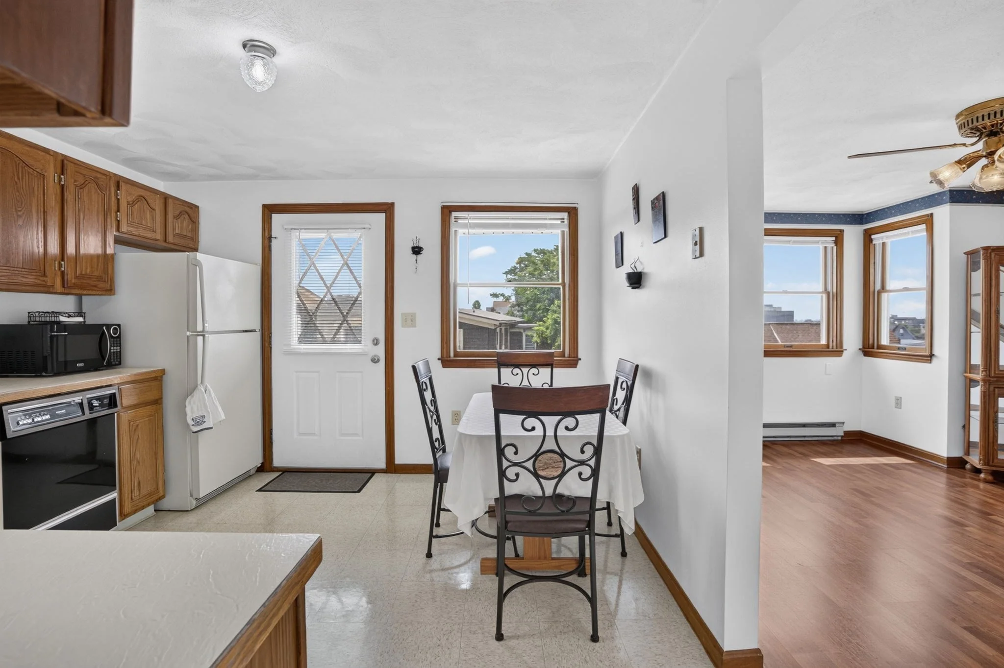 3 bed, 2 bath apartment for rent at 30 Brownville Ave, Lynn — photo 1 of 23