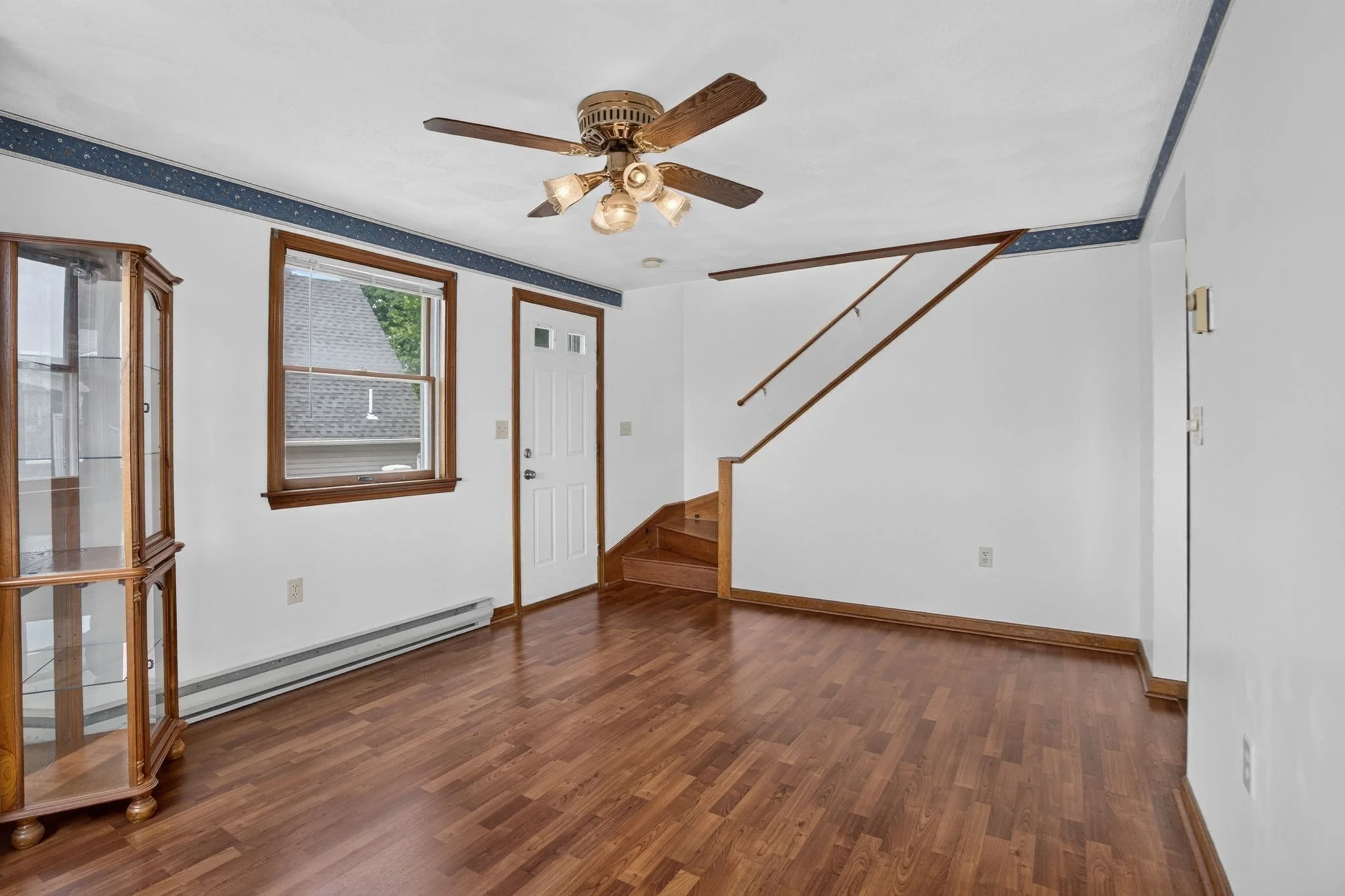 3 bed, 2 bath apartment for rent at 30 Brownville Ave, Lynn — photo 17 of 23