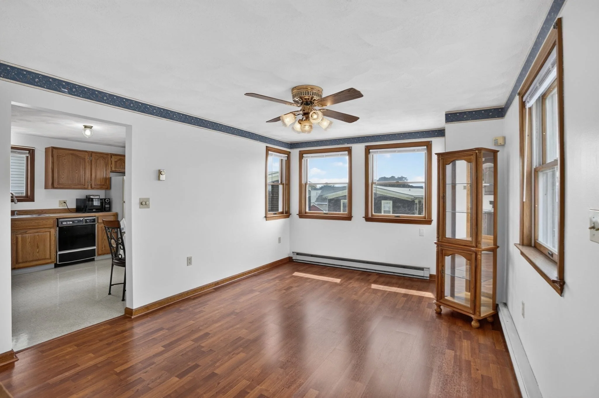 3 bed, 2 bath apartment for rent at 30 Brownville Ave, Lynn — photo 16 of 23