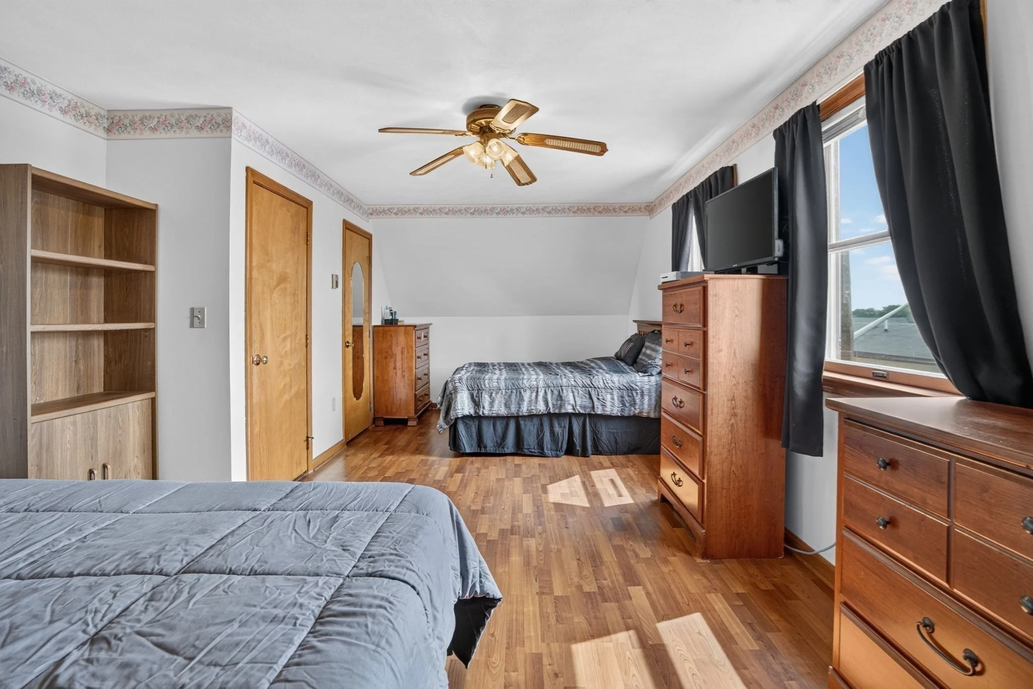 3 bed, 2 bath apartment for rent at 30 Brownville Ave, Lynn — photo 11 of 23