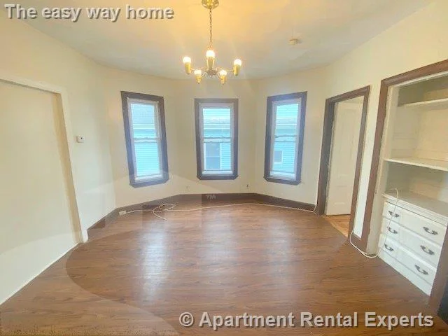 4 bed, 1 bath apartment for rent at 30 Burnside Ave, Porter Square — photo 4 of 21