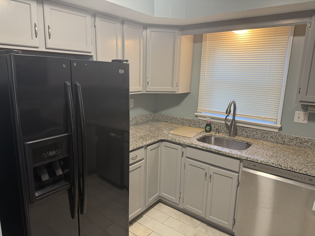 2 bed, 2 bath apartment for rent at 30 Cadogan Way Unit 30, Nashua — photo 7 of 15