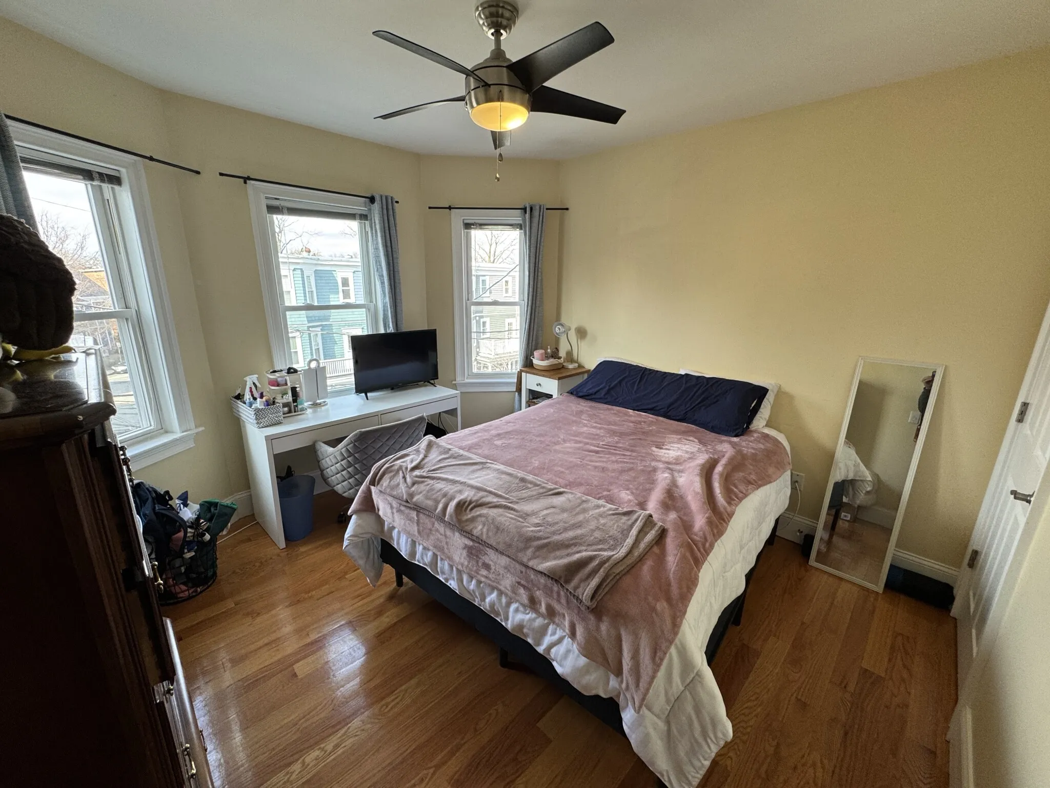 4 bed, 2 bath apartment for rent at 30 Cambridge Ter Unit 2, Neighborhood Nine — photo 11 of 36