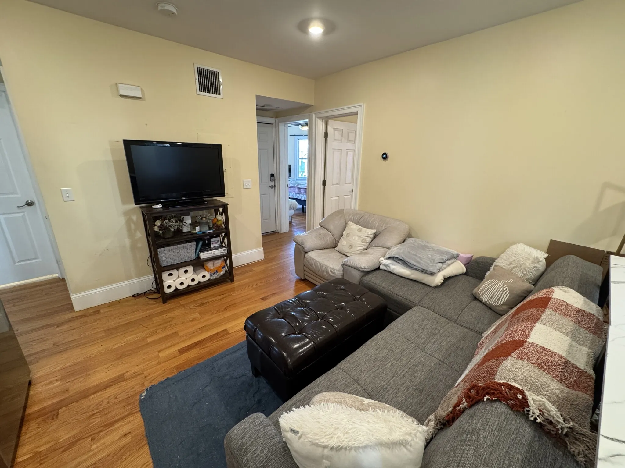 4 bed, 2 bath apartment for rent at 30 Cambridge Ter Unit 2, Neighborhood Nine — photo 5 of 36