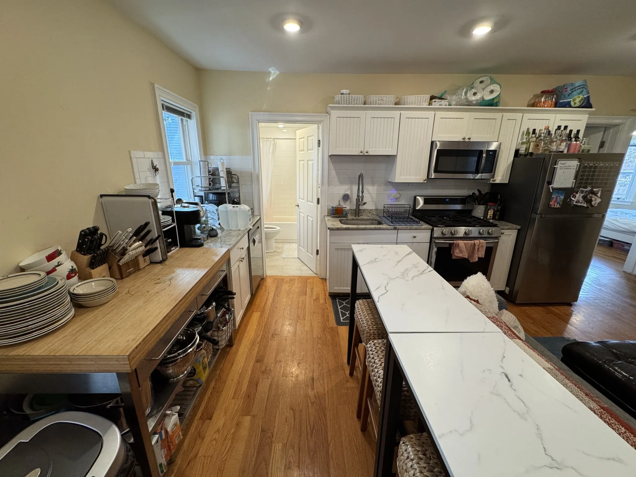 4 bed, 2 bath apartment for rent at 30 Cambridge Ter Unit 2, Neighborhood Nine — photo 3 of 36