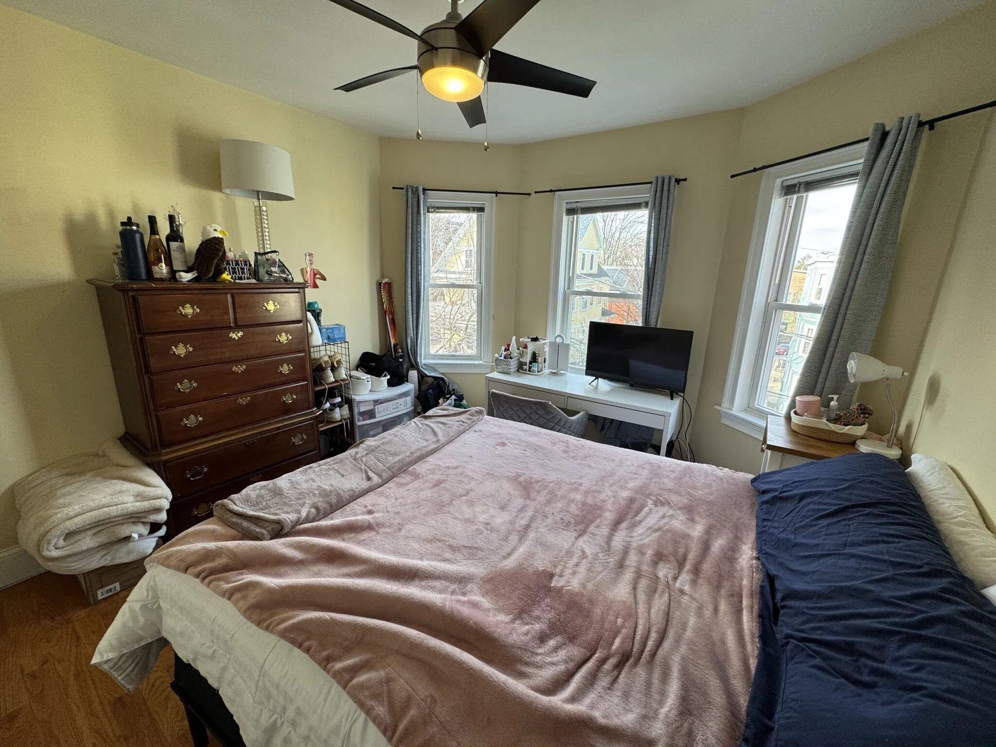 4 bed, 2 bath apartment for rent at 30 Cambridge Ter Unit 2, Neighborhood Nine — photo 12 of 36