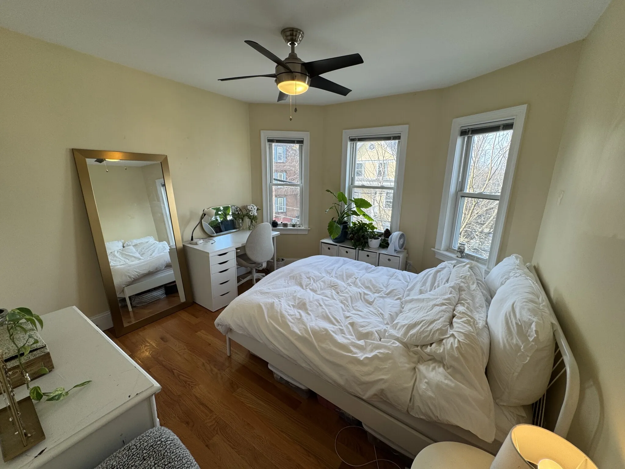 4 bed, 2 bath apartment for rent at 30 Cambridge Ter Unit 2, Neighborhood Nine — photo 19 of 36