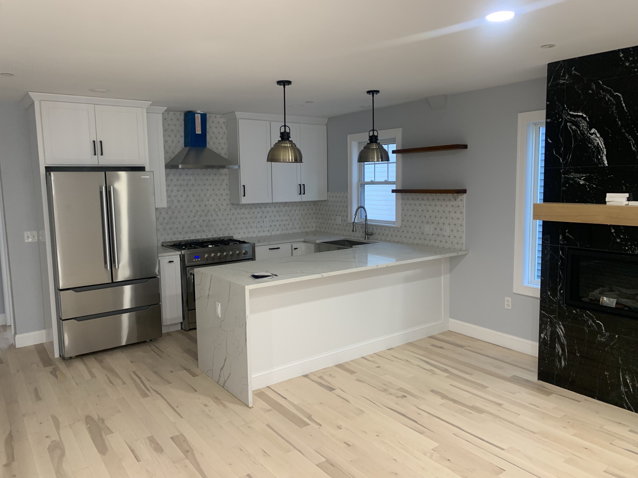 2.5 bed, 2 bath apartment for rent at 30 Cameron Ave Unit 0, North Cambridge — photo 2 of 39