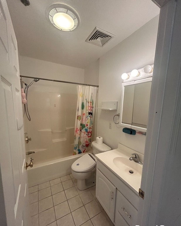 2 bed, 2 bath apartment for rent at 30 Cameron St Unit 7, Brookline Village — photo 7 of 13