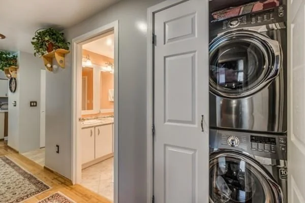 2 bed, 2 bath apartment for rent at 30 Chelsea St Unit 305, Everett — photo 25 of 30