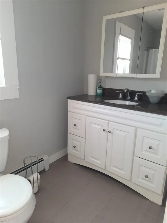 2 bed, 1 bath apartment for rent at 30 Cherry St Unit 1, Whitman — photo 5 of 11