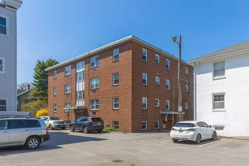 1 bed, 1 bath apartment for rent at 30 Chester Unit 13, Davis Square — photo 12 of 13