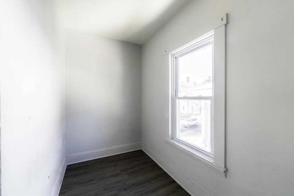 3 bed, 1 bath apartment for rent at 30 Chestnut St Unit 2, Fitchburg — photo 19 of 19