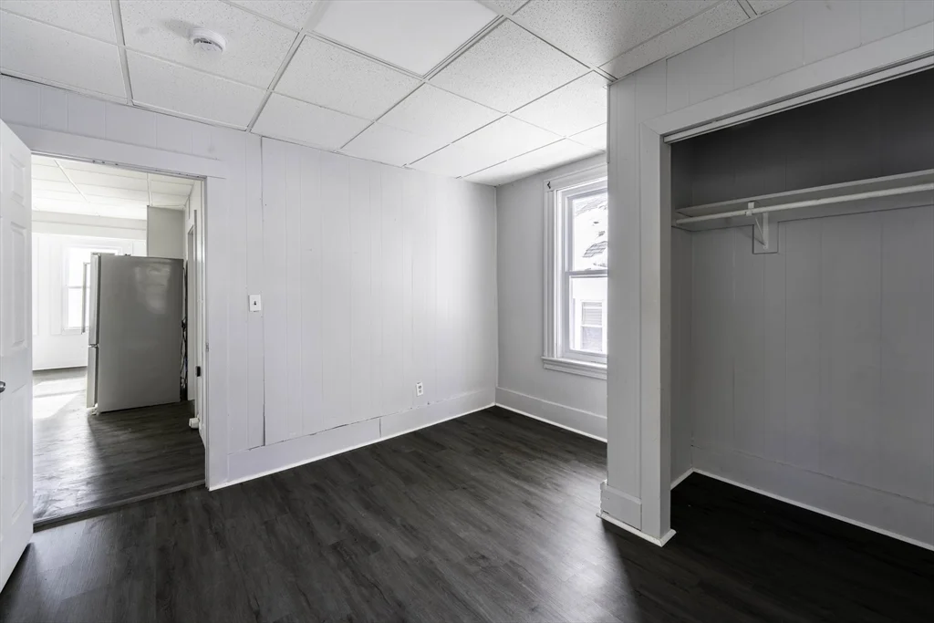 3 bed, 1 bath apartment for rent at 30 Chestnut St Unit 2, Fitchburg — photo 15 of 19