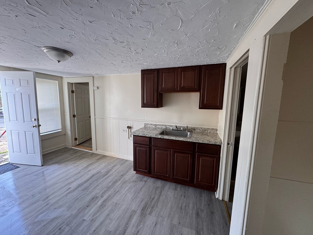 1 bed, 1 bath apartment for rent at 30 Chestnut Unit 1, Fitchburg