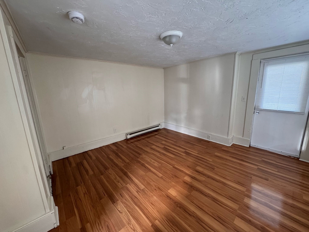 1 bed, 1 bath apartment for rent at 30 Chestnut Unit 1, Fitchburg — photo 6 of 6