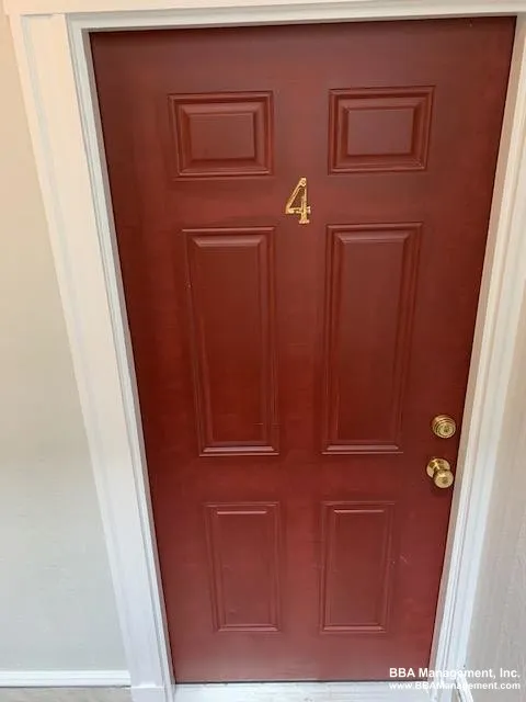 3 bed, 1 bath apartment for rent at 30 Chiswick Rd Unit 4, Brighton — photo 11 of 14