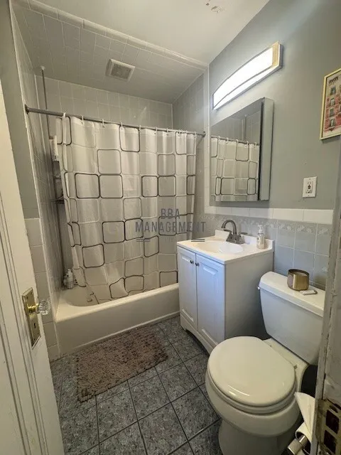 2 bed, 1 bath apartment for rent at 30 Chiswick Rd Unit 5, Brighton — photo 10 of 12