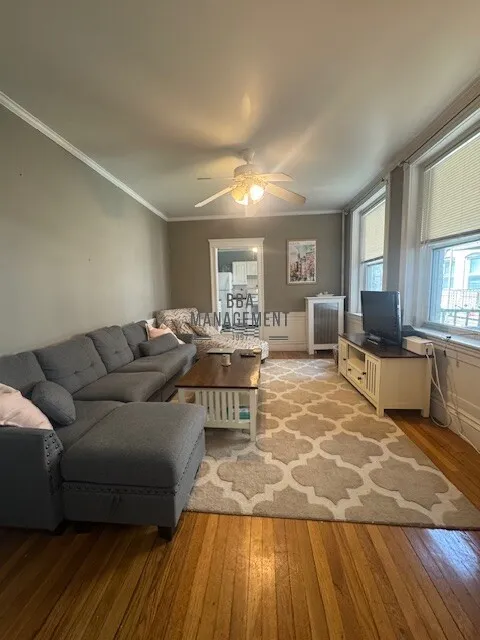 2 bed, 1 bath apartment for rent at 30 Chiswick Rd Unit 5, Brighton