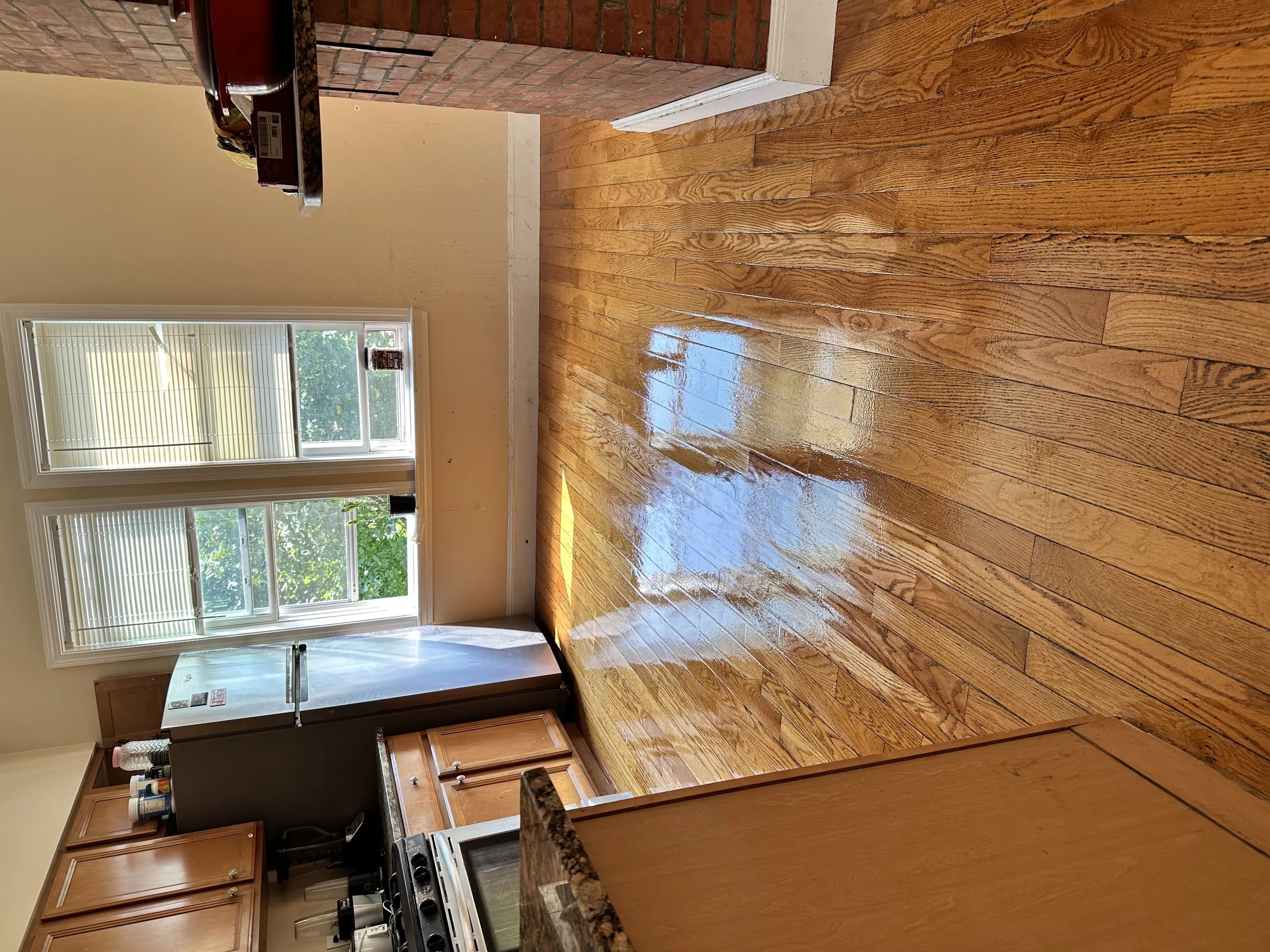 4 bed, 1.5 bath apartment for rent at 30 Circuit St Unit 3, Roxbury — photo 2 of 16