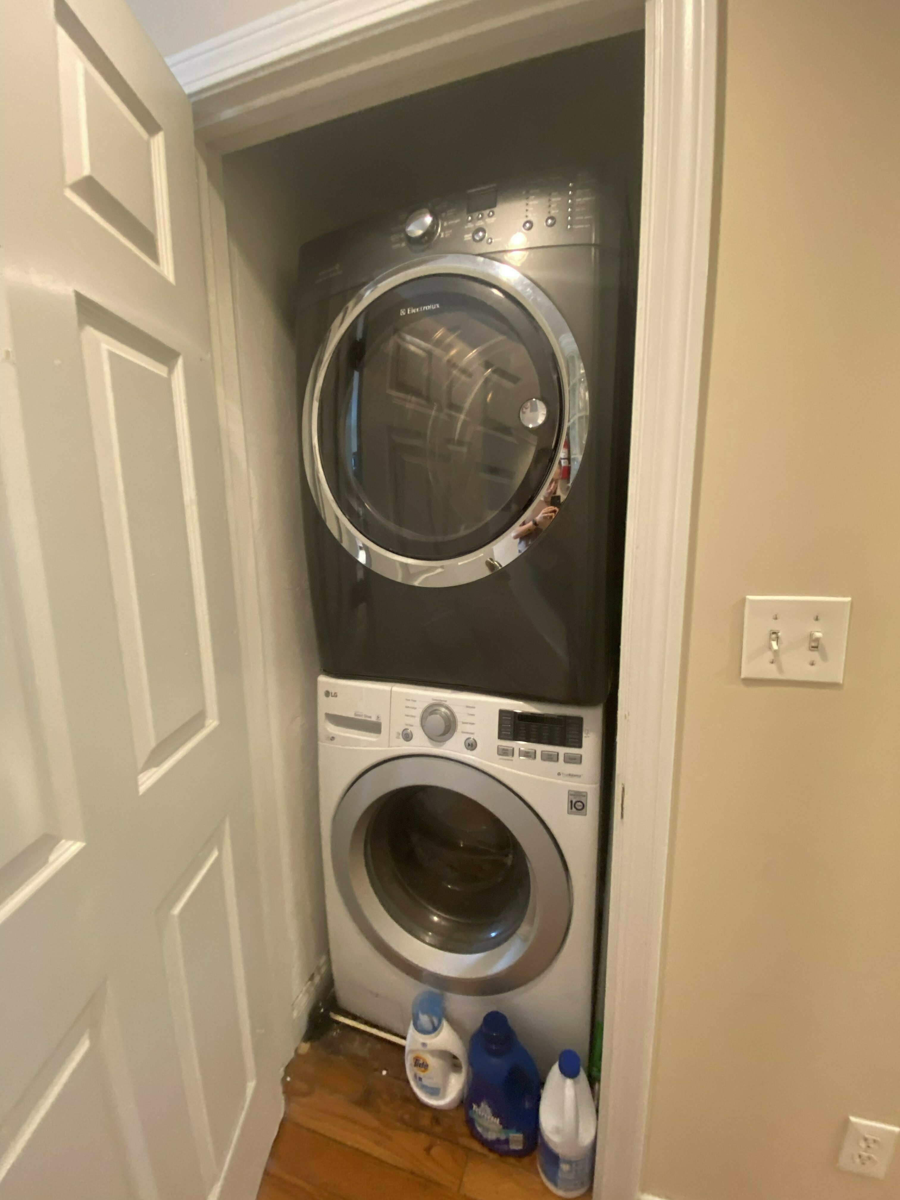 4 bed, 1.5 bath apartment for rent at 30 Circuit St Unit 3P, Roxbury — photo 8 of 13